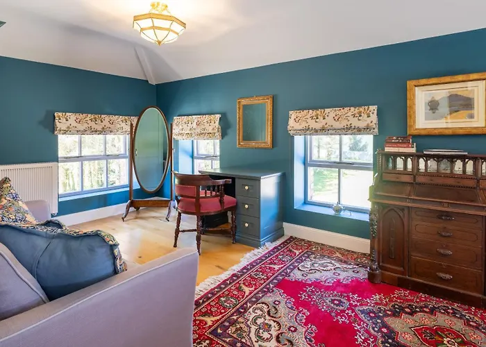 Villa The Garden House At