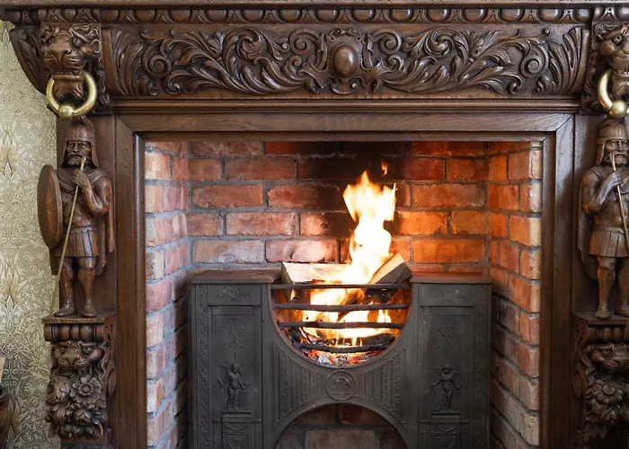 Villa The Garden House At *